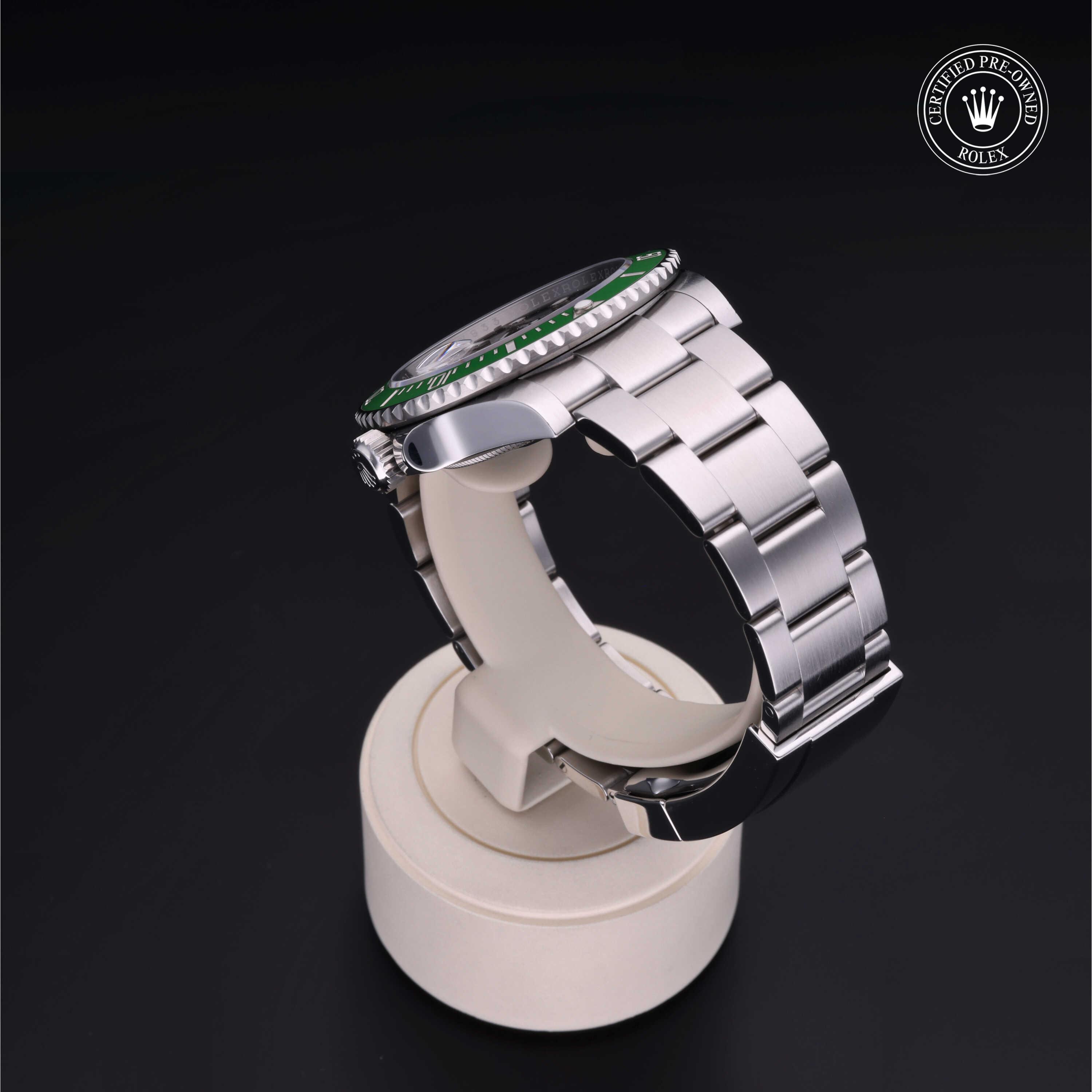 Oyster Perpetual Submariner Date
