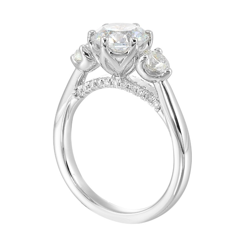 14Kt White Gold Semi Mount 5/8Ctw For 1 1/2Ctw Round Center