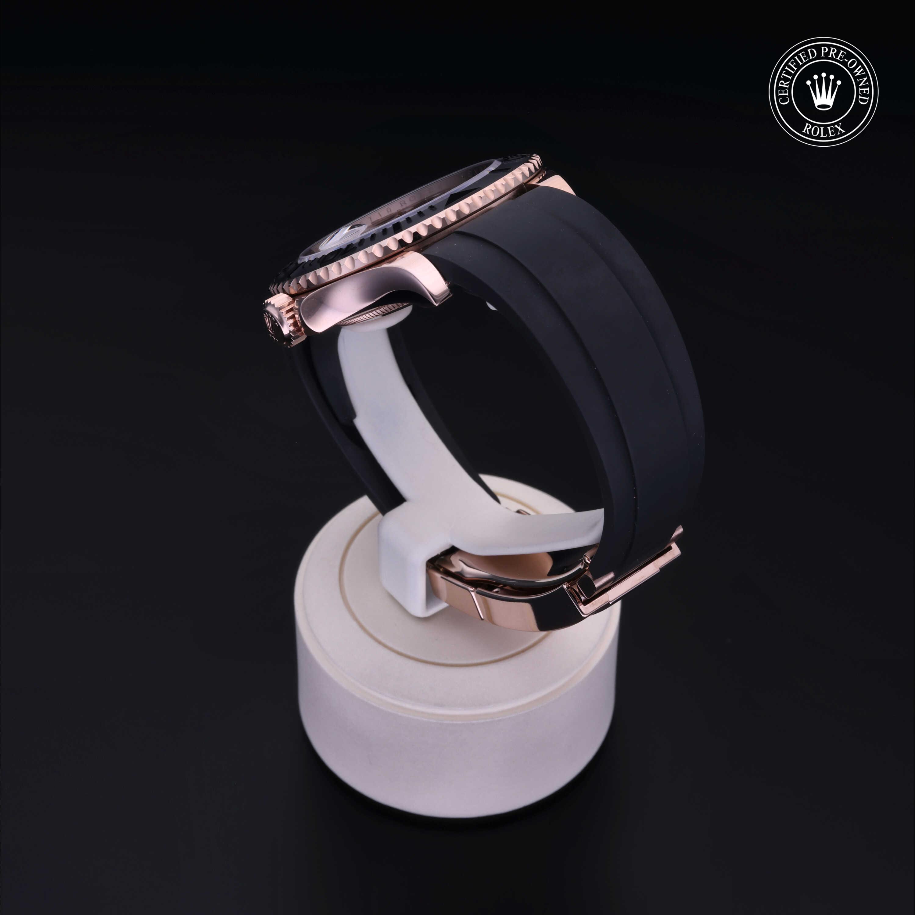 Oyster Perpetual Yacht-Master 40