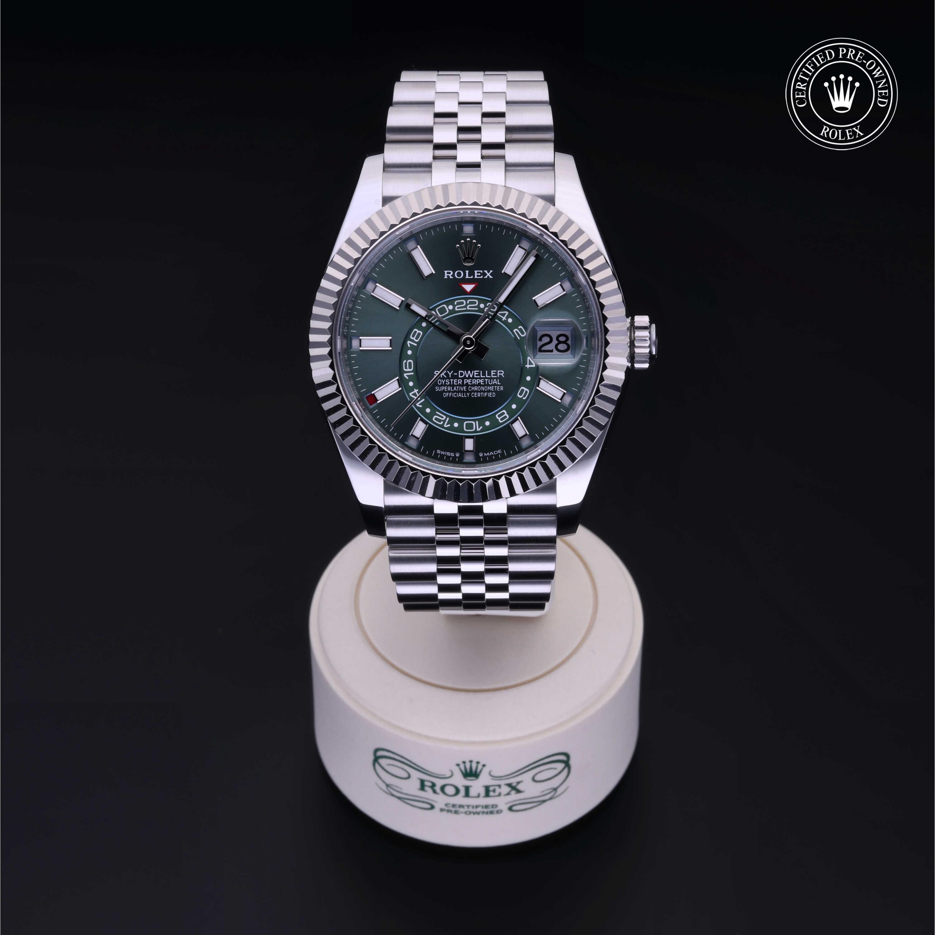 Oyster Perpetual Sky-Dweller